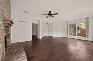 10318 Buffalo Bend Dr, Houston, TX 77064 - Photo 2