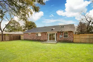 5742 Cartagena St, Houston, TX 77035 - Photo 28