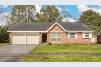 5742 Cartagena Street, Houston, TX 77035 - Photo 2