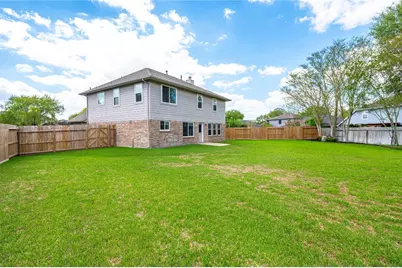207 Fox Springs Court, Dickinson, TX 77539 - Photo 38