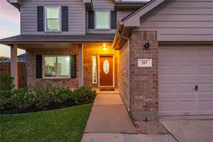 207 Fox Springs Ct, Dickinson, TX 77539 - Photo 8