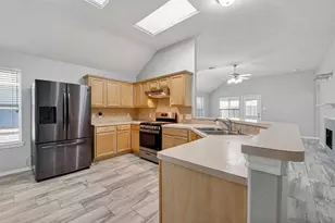 12015 Cottage Elm Ct, Houston, TX 77089 - Photo 8