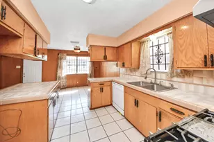 8130 Juliabora St, Houston, TX 77017 - Photo 20