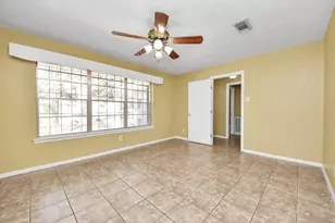 8130 Juliabora St, Houston, TX 77017 - Photo 6