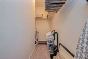 58 Briar Hollow Ln, Houston, TX 77027 - Photo 22