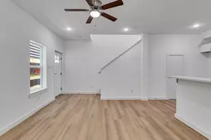8415 Mahalia Dr, Houston, TX 77088 - Photo 12