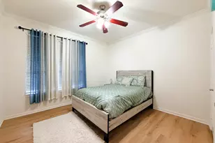2255 Braeswood Park Dr, Houston, TX 77030 - Photo 12