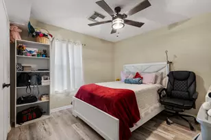29106 Foxingham Cir, Spring, TX 77386 - Photo 6