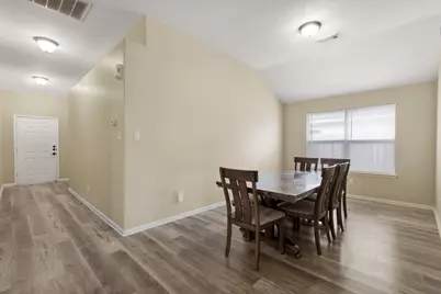 29106 Foxingham Circle, Spring, TX 77386 - Photo 10