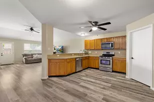 29106 Foxingham Cir, Spring, TX 77386 - Photo 12