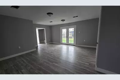 8654 Tilgham Street, Houston, TX 77029 - Photo 6