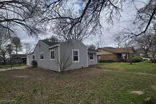 8654 Tilgham St, Houston, TX 77029 - Photo 2