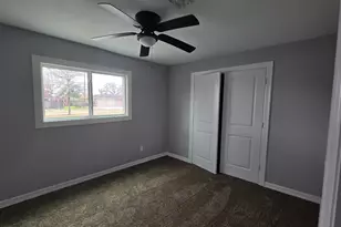 8654 Tilgham St, Houston, TX 77029 - Photo 14