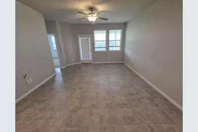5640 Giving Grace Way, Houston, TX 77048 - Photo 8