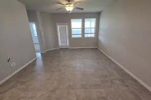 5640 Giving Grace Wy, Houston, TX 77048 - Photo 8