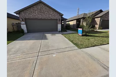 5640 Giving Grace Way, Houston, TX 77048 - Photo 1