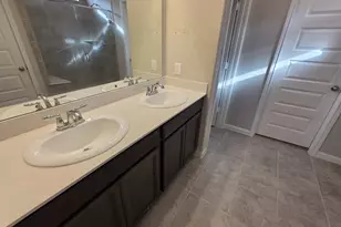 5640 Giving Grace Wy, Houston, TX 77048 - Photo 10