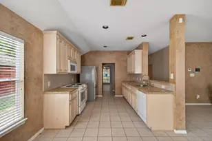 4922 Lawson Lake Ln, Richmond, TX 77407 - Photo 10