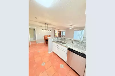 2300 Old Spanish Trail #1118, Houston, TX 77054 - Photo 6