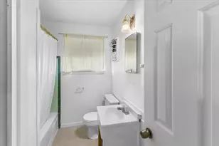 8002 Woodlyn Rd, Houston, TX 77028 - Photo 16