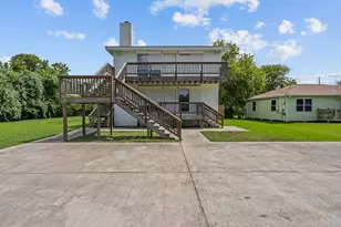 7316 Overton St, Hitchcock, TX 77563 - Photo 1