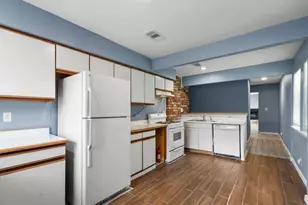 7316 Overton St, Hitchcock, TX 77563 - Photo 6