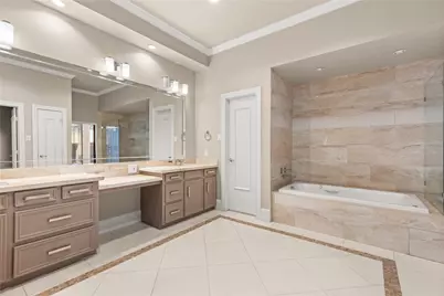 15600 Barkers Landing Road #14, Houston, TX 77079 - Photo 34