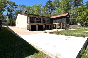 318 Ridgewood Rd, Goodrich, TX 77335 - Photo 38