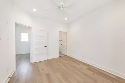1039 W 24th Street, Houston, TX 77008 - Photo 32
