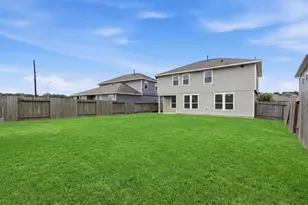 24706 Crimson Pine Dr, Houston, TX 77336 - Photo 16