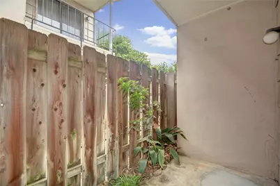 1818 Augusta Drive #11, Houston, TX 77057 - Photo 16