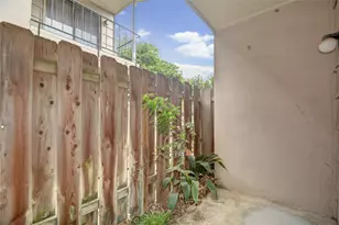 1818 Augusta Dr, Houston, TX 77057 - Photo 16