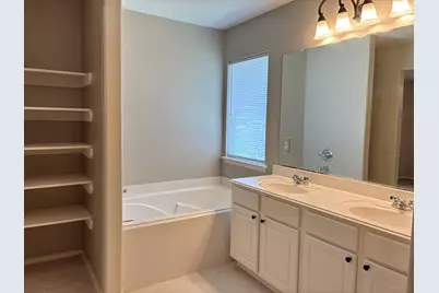 12402 Ravens Chase Lane, Cypress, TX 77429 - Photo 24