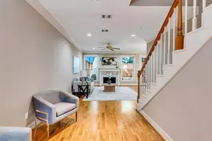 2012 McDuffie St, Houston, TX 77019 - Photo 2