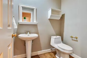 2012 McDuffie St, Houston, TX 77019 - Photo 12