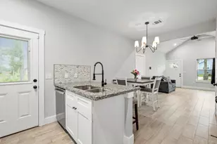 16322 Crockett Martin Ests Dr, Conroe, TX 77306 - Photo 8