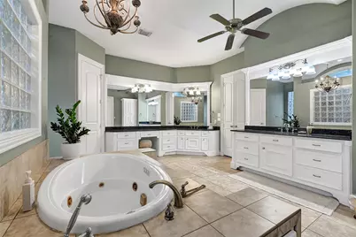 12527 Old Oaks Dr, Houston, TX 77024 - Photo 26