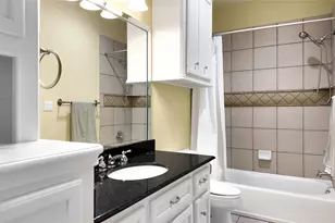 12527 Old Oaks Dr, Houston, TX 77024 - Photo 34