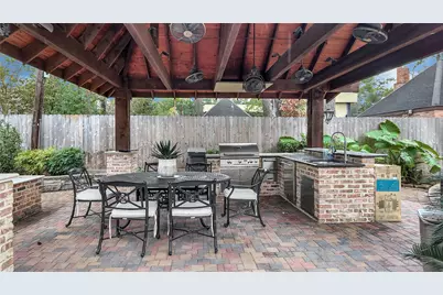 12527 Old Oaks Dr, Houston, TX 77024 - Photo 46