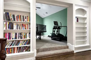 12527 Old Oaks Dr, Houston, TX 77024 - Photo 40