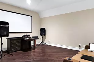 12527 Old Oaks Dr, Houston, TX 77024 - Photo 36