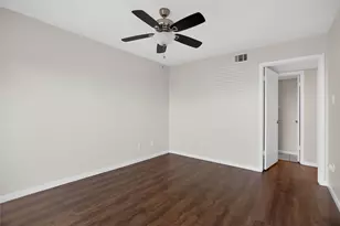 88 Lakeview Village, Conroe, TX 77356 - Photo 36