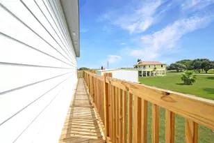 43 Buckskin Dr, Palacios, TX 77465 - Photo 8