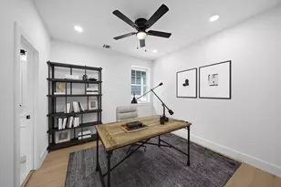 1305 Amundsen St N, Houston, TX 77009 - Photo 10