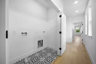 1305 Amundsen St N, Houston, TX 77009 - Photo 14