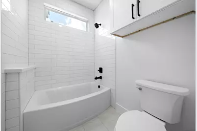 1305 Amundsen St N, Houston, TX 77009 - Photo 12