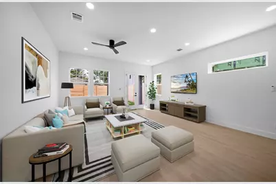 1305 Amundsen St N, Houston, TX 77009 - Photo 8