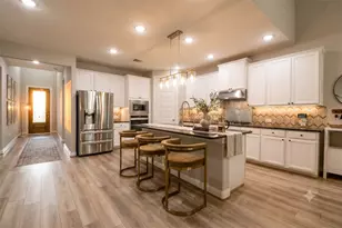 2034 Woodland Pine Ct, Conroe, TX 77384 - Photo 2