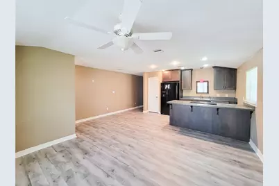 3401 Delhi #A, Houston, TX 77022 - Photo 8