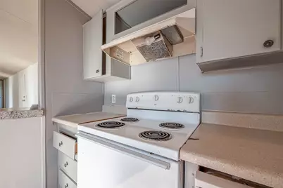 13202 Hilltop Court, Willis, TX 77318 - Photo 10